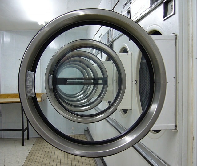 Quelle lessive utiliser pour un lavage avec de l'eau ozonée ?