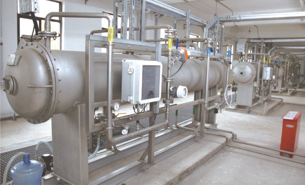 Procédés hybrides associant ozone, UV, charbon actif et filtration pour le traitement de l’eau